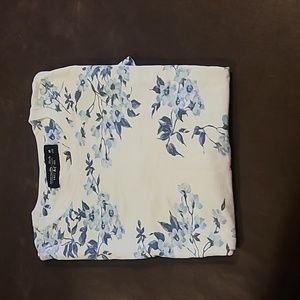 Mens' Abercrombie & Fitch floral t-shirt size Medium